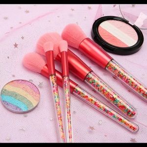 Set brushes candy